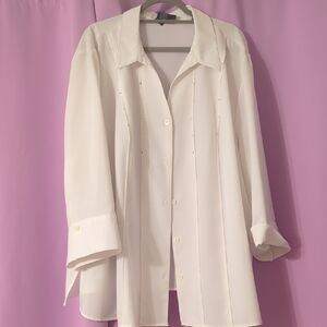 Maggie Barnes Classic White Button Down Shirt